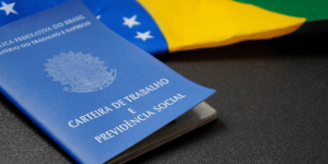 Desemprego sobe para 5,4% no início de 2026 e indica acomodação do mercado de trabalho