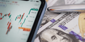 Tarifaço de Trump e guerra no Irã redesenham comércio exterior brasileiro e ampliam incertezas globais