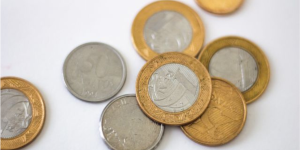 IPC-S cai 0,39% na segunda quadrissemana de agosto e acumula alta de 3,91% em 12 meses