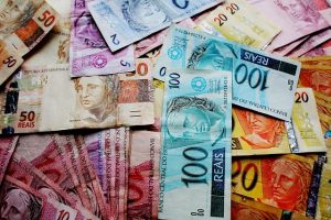 IPC-S encerra julho em queda e reforça sinais de desaceleração da inflação