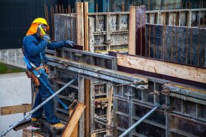 Vagas de emprego nos EUA recuam em junho, mas mercado de trabalho segue resiliente